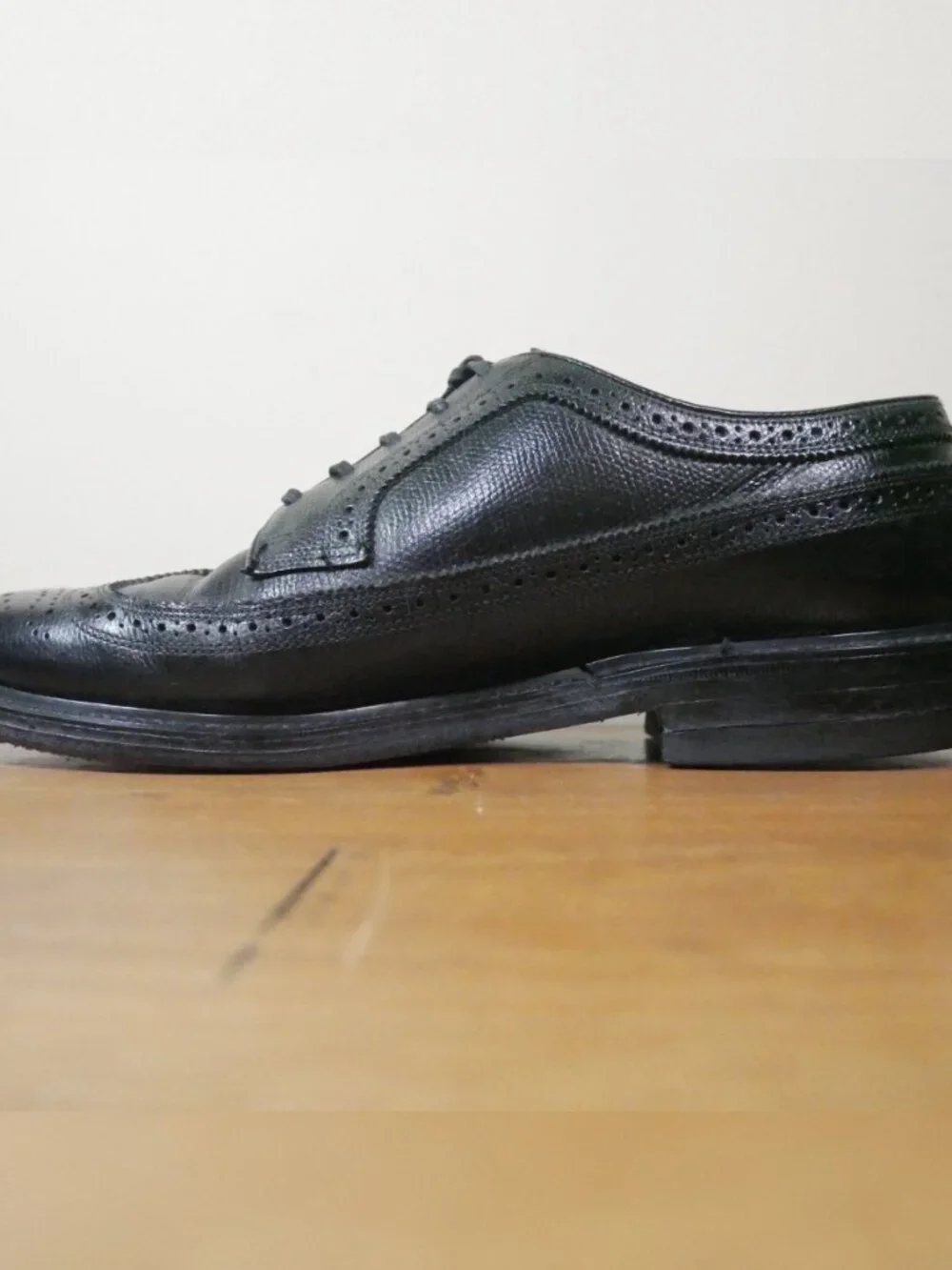 Florsheim Wingtip Oxfords Shoes Sz 12 Black Leather Almond Toe Preppy *No Insole